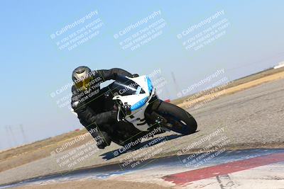media/Mar-07-2022-Fun Track Dayz (Mon) [[9cc4a7dca7]]/Novice Group/145pm (Grapevine)/